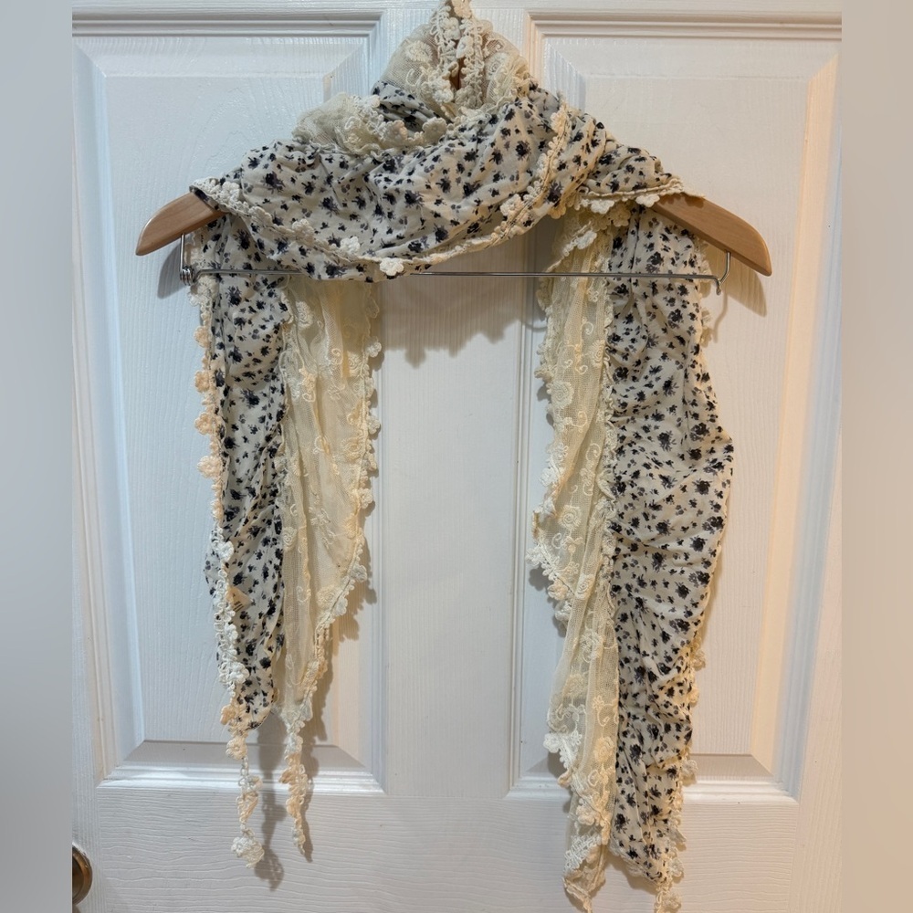 Frenchi Cream Black Lavender Summer Floral Lace Crochet Scarf
